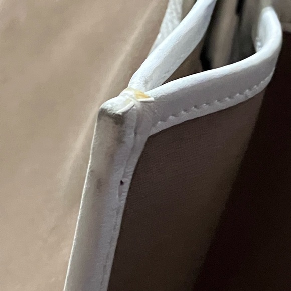 Kate Spade Tan and White Tote Bag - Picture 6 of 6